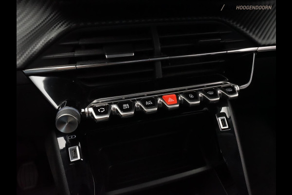 Peugeot 2008 1.2 PureTech Active Deluxe (APPLE CARPLAY,LED,COMFORT-STOELEN,CRUISE,CAMERA,PARKEERSENSOR,NIEUWE APK,TREKHAAK)