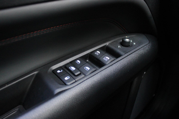 Jeep Compass 4xe 240PK PHEV TRAILHAWK AUTOMAAT | NAVIGATIE | ACHTERUIRIJ  CAMERA | DRAADLOOS APPLE CARPLAY / ANDROID AUTO | DIGITALE COCKPIT | LED KOPLAMPEN / ACHTERLICHTEN | LED MIST LAMPEN | 17" OFF-ROAD LICHTMETALEN VELGEN | ALL SEASON BANDEN | DRAADLOOS LADEN | ADAPTIVE CRUISE / CRUISE CONTROL | TREKHAAK | 4 WIELAANDRIJVING | PARKEERSENSOREN VOOR / ACHTER |