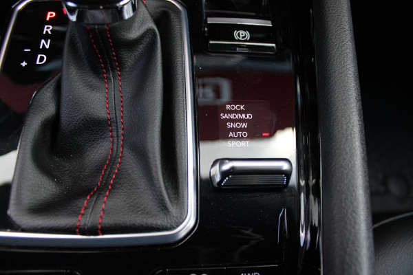 Jeep Compass 4xe 240PK PHEV TRAILHAWK AUTOMAAT | NAVIGATIE | ACHTERUIRIJ  CAMERA | DRAADLOOS APPLE CARPLAY / ANDROID AUTO | DIGITALE COCKPIT | LED KOPLAMPEN / ACHTERLICHTEN | LED MIST LAMPEN | 17" OFF-ROAD LICHTMETALEN VELGEN | ALL SEASON BANDEN | DRAADLOOS LADEN | ADAPTIVE CRUISE / CRUISE CONTROL | TREKHAAK | 4 WIELAANDRIJVING | PARKEERSENSOREN VOOR / ACHTER |