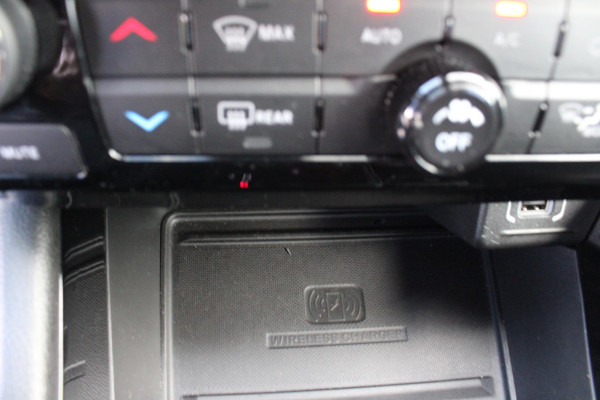 Jeep Compass 4xe 240PK PHEV TRAILHAWK AUTOMAAT | NAVIGATIE | ACHTERUIRIJ  CAMERA | DRAADLOOS APPLE CARPLAY / ANDROID AUTO | DIGITALE COCKPIT | LED KOPLAMPEN / ACHTERLICHTEN | LED MIST LAMPEN | 17" OFF-ROAD LICHTMETALEN VELGEN | ALL SEASON BANDEN | DRAADLOOS LADEN | ADAPTIVE CRUISE / CRUISE CONTROL | TREKHAAK | 4 WIELAANDRIJVING | PARKEERSENSOREN VOOR / ACHTER |