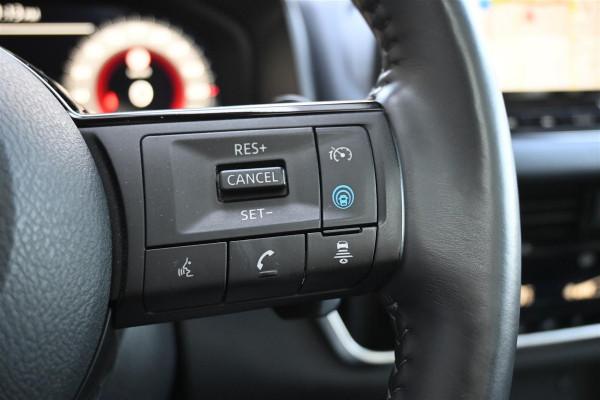 Nissan QASHQAI 1.3 MHEV Xtronic 1stEdition Pano ProPilot H-Leder '21