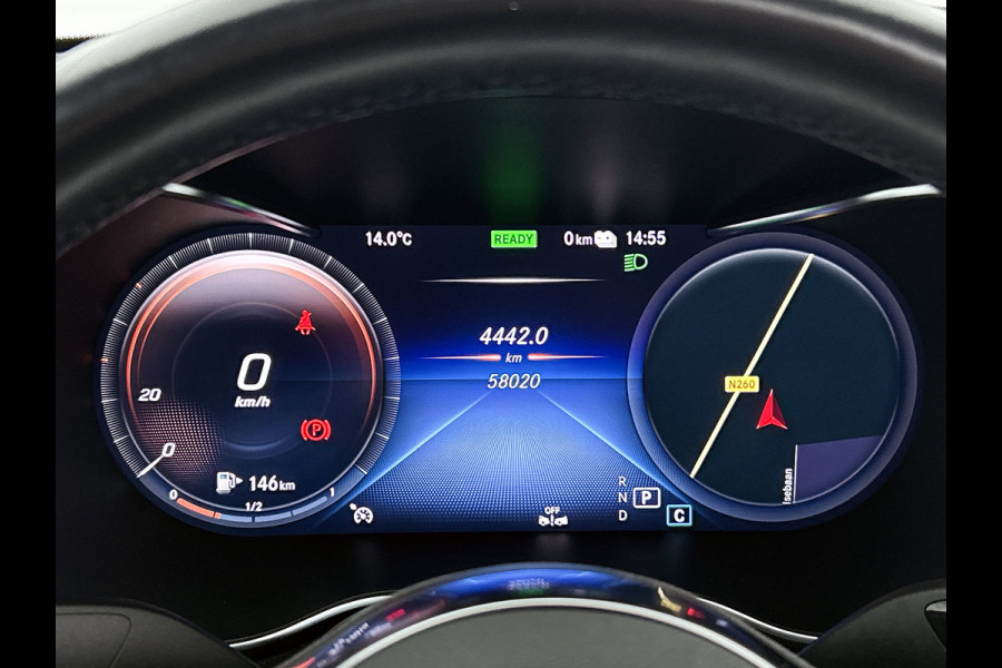 Mercedes-Benz GLC Coupé 300 e 4MATIC Business Solution AMG | 360 Camera | Memory Seats | Sfeerverlichting | Treeplanken | Trekhaak |  Navigatie | Schuifdak | 24 Maanden Mercedes-Benz Certified Garantie.