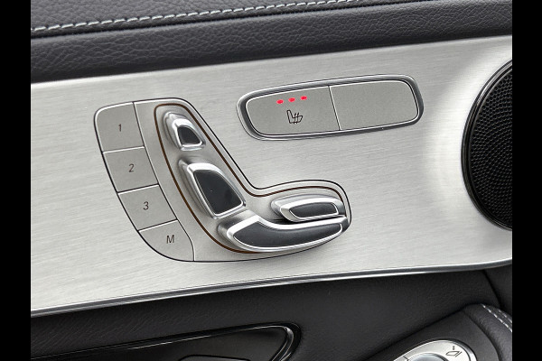 Mercedes-Benz GLC Coupé 300 e 4MATIC Business Solution AMG | 360 Camera | Memory Seats | Sfeerverlichting | Treeplanken | Trekhaak |  Navigatie | Schuifdak | 24 Maanden Mercedes-Benz Certified Garantie.