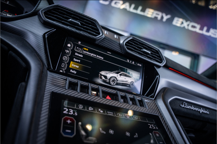 Lamborghini Urus 4.0 V8 Performante - Full Carbon | Full PPF | Akrapovic | B&O Adv. | Stoelkoeling & Massage