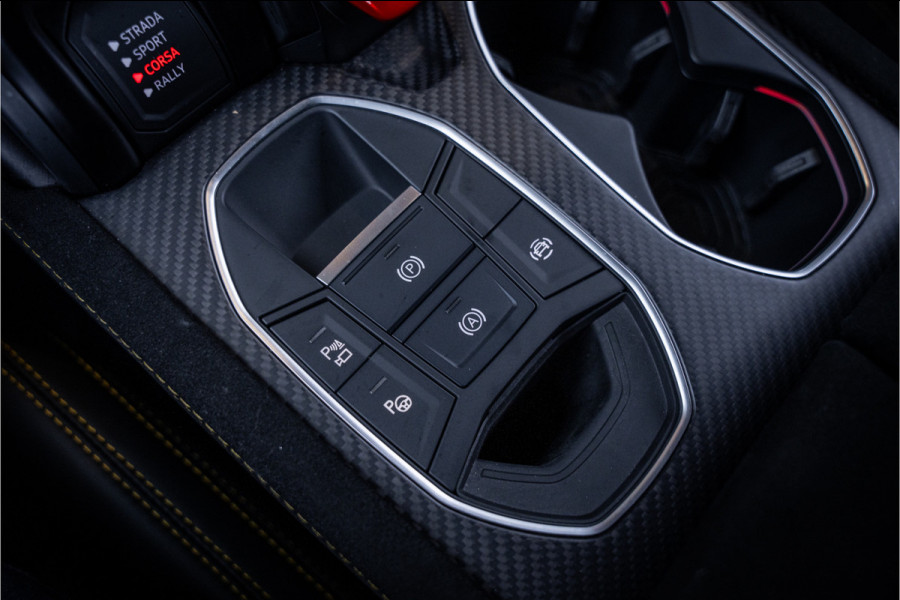 Lamborghini Urus 4.0 V8 Performante - Full Carbon | Full PPF | Akrapovic | B&O Adv. | Stoelkoeling & Massage