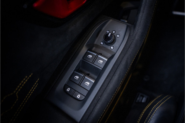 Lamborghini Urus 4.0 V8 Performante - Full Carbon | Full PPF | Akrapovic | B&O Adv. | Stoelkoeling & Massage