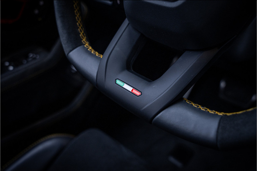 Lamborghini Urus 4.0 V8 Performante - Full Carbon | Full PPF | Akrapovic | B&O Adv. | Stoelkoeling & Massage