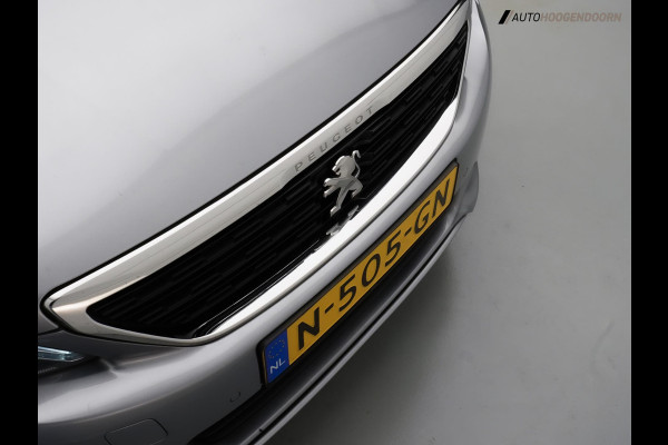 Peugeot 308 SW 1.2 PureTech Active Deluxe (APPLE CARPLAY,LED VERLICHTING,PARKEERSENSOREN,CLIMATE,CRUISE,LM-VELGEN,NIEUWE APK)