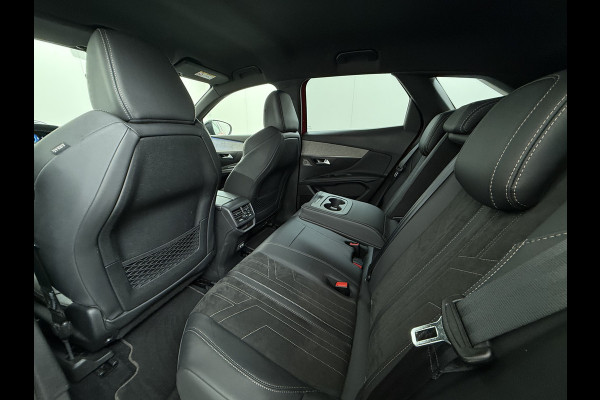 Peugeot 3008 1.6T 225pk AUT-8 GT Pack HYbrid Leer/Alcantara+Elektr.+Verwarmd Trekhaak Navi360°Camera Apple Carplay Android Ecc HiFi Premium FOCAL® Zwarte Hemel Lane Assist Dodehoekwaarschuwing 1e Eigenaar Origineel Nederlandse Auto Nieuwprijs €51.858,-