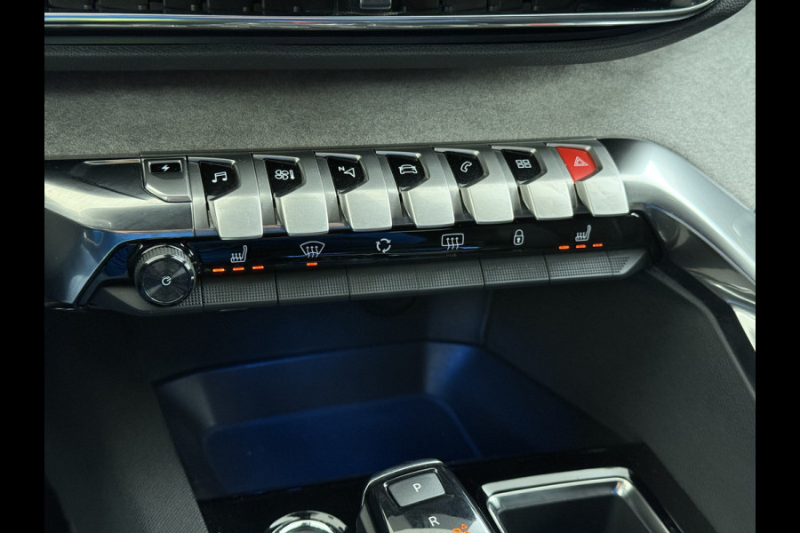 Peugeot 3008 1.6T 225pk AUT-8 GT Pack HYbrid Leer/Alcantara+Elektr.+Verwarmd Trekhaak Navi360°Camera Apple Carplay Android Ecc HiFi Premium FOCAL® Zwarte Hemel Lane Assist Dodehoekwaarschuwing 1e Eigenaar Origineel Nederlandse Auto Nieuwprijs €51.858,-