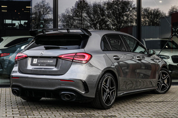 Mercedes-Benz A-Klasse AMG 35 4MATIC - PANO - BURMESTER - DEALER ONDERHOUDEN - ASSISTENTIEPAKKET - CARPLAY - A35 - EDITION ONE