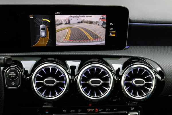 Mercedes-Benz A-Klasse AMG 35 4MATIC - PANO - BURMESTER - DEALER ONDERHOUDEN - ASSISTENTIEPAKKET - CARPLAY - A35 - EDITION ONE