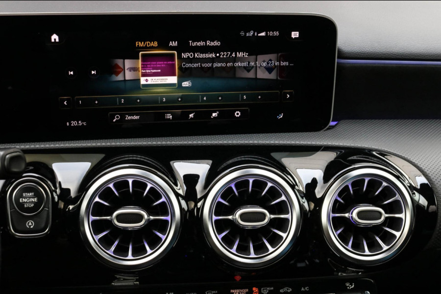 Mercedes-Benz A-Klasse AMG 35 4MATIC - PANO - BURMESTER - DEALER ONDERHOUDEN - ASSISTENTIEPAKKET - CARPLAY - A35 - EDITION ONE