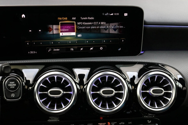 Mercedes-Benz A-Klasse AMG 35 4MATIC - PANO - BURMESTER - DEALER ONDERHOUDEN - ASSISTENTIEPAKKET - CARPLAY - A35 - EDITION ONE