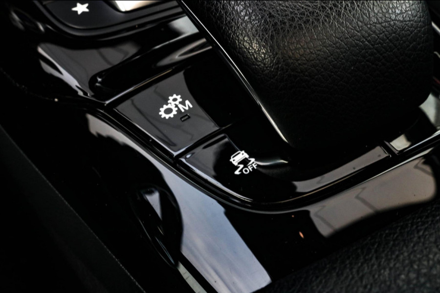 Mercedes-Benz A-Klasse AMG 35 4MATIC - PANO - BURMESTER - DEALER ONDERHOUDEN - ASSISTENTIEPAKKET - CARPLAY - A35 - EDITION ONE