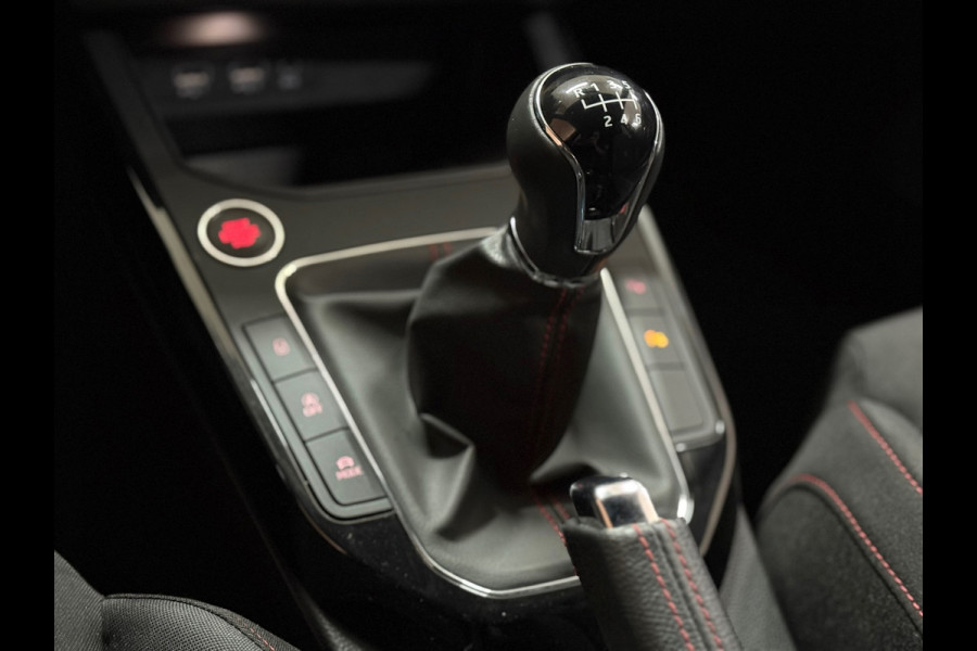 Seat Arona 1.0 TSI FR Launch Edition | Adaptive Cruise | Camera | Navi | Carplay