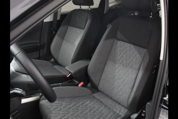 Volkswagen Polo 1.0 TSI Move | Navigatie App Connect / Android Auto / Apple Carplay Climate Control Parkeer sensoren Lichtmetalen Velgen Dab Digitale Cockpit