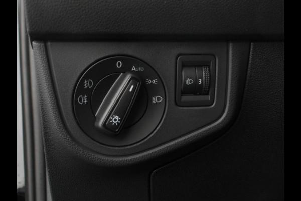 Volkswagen Polo 1.0 TSI Move | Navigatie App Connect / Android Auto / Apple Carplay Climate Control Parkeer sensoren Lichtmetalen Velgen Dab Digitale Cockpit