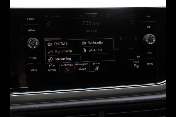 Volkswagen Polo 1.0 TSI Move | Navigatie App Connect / Android Auto / Apple Carplay Climate Control Parkeer sensoren Lichtmetalen Velgen Dab Digitale Cockpit