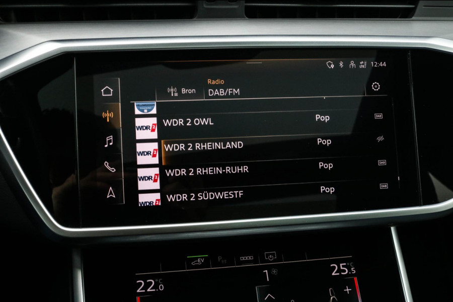 Audi A6 Avant 55 TFSI e quattro - PANO - TREKHAAK - MATRIX - 360 CAM - ELETKR. STOELEN - STUURWIEL VERWARMD - COMPETITION - 367pk
