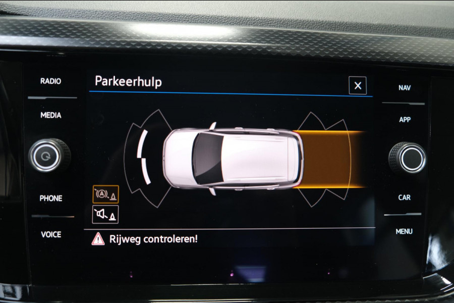 Volkswagen T-Cross 1.0 TSI Life Automaat - N.A.P. Airco, Cruise, Navi, PDC.