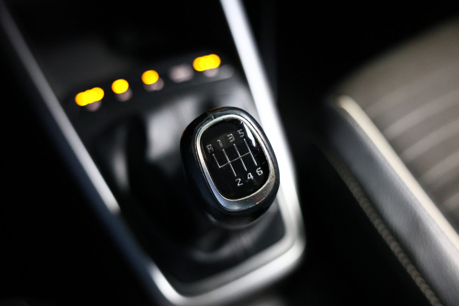 Kia Rio 1.0 T-GDi MHEV GT-Line PANO CARPLAY STUURVW CRUISE '20