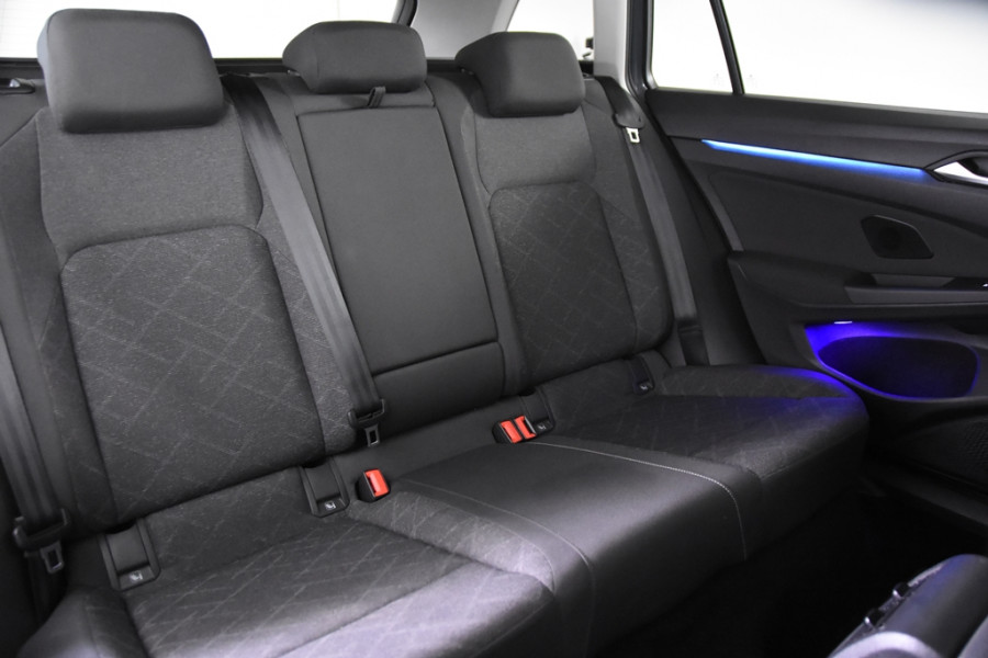 Volkswagen Golf Variant 1.0 eTSI Life *1ste Eigenaar*Ambiente*Trekhaak*