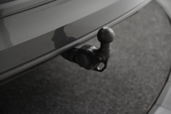 Volkswagen Golf Variant 1.0 eTSI Life *1ste Eigenaar*Ambiente*Trekhaak*