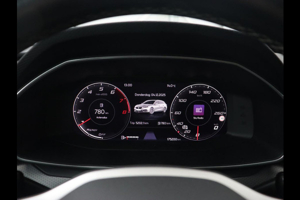 Seat Leon 1.0 TSI Style Intens | Camera | Carplay | Adaptive cruise | Navigatie | DAB | Full LED | Park Assist | Bluetooth | Climate control