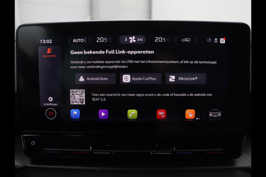 Seat Leon 1.0 TSI Style Intens | Camera | Carplay | Adaptive cruise | Navigatie | DAB | Full LED | Park Assist | Bluetooth | Climate control