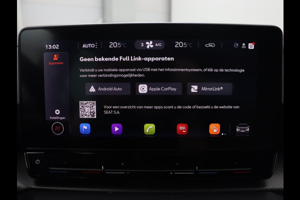 Seat Leon 1.0 TSI Style Intens | Camera | Carplay | Adaptive cruise | Navigatie | DAB | Full LED | Park Assist | Bluetooth | Climate control