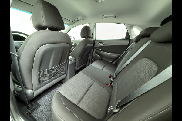 Hyundai Kona |142PK AUT. HEV Hybride Semi-Auto-Pilot (lane-Assist+Camera+Adap.Cruise) Navi Ecc Apple Carplay Android Digi-Dash Head Up Displa Krell®-Audio Fashion  Lmv Isofix DAB Led Regen-Lichtsensor 1e Eigenaar Origineel Nederlandse Auto