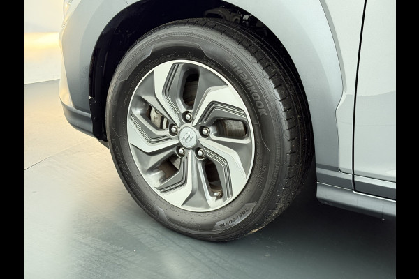 Hyundai Kona |142PK AUT. HEV Hybride Semi-Auto-Pilot (lane-Assist+Camera+Adap.Cruise) Navi Ecc Apple Carplay Android Digi-Dash Head Up Displa Krell®-Audio Fashion  Lmv Isofix DAB Led Regen-Lichtsensor 1e Eigenaar Origineel Nederlandse Auto