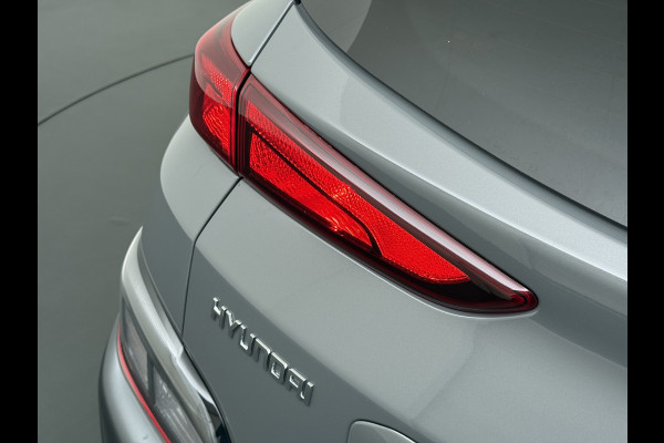 Hyundai Kona |142PK AUT. HEV Hybride Semi-Auto-Pilot (lane-Assist+Camera+Adap.Cruise) Navi Ecc Apple Carplay Android Digi-Dash Head Up Displa Krell®-Audio Fashion  Lmv Isofix DAB Led Regen-Lichtsensor 1e Eigenaar Origineel Nederlandse Auto