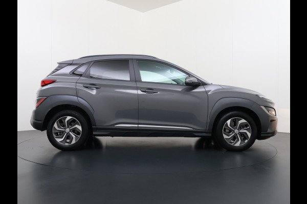 Hyundai Kona |142PK AUT. HEV Hybride Semi-Auto-Pilot (lane-Assist+Camera+Adap.Cruise) Navi Ecc Apple Carplay Android Digi-Dash Head Up Displa Krell®-Audio Fashion  Lmv Isofix DAB Led Regen-Lichtsensor 1e Eigenaar Origineel Nederlandse Auto