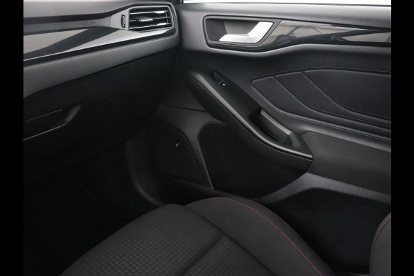 Ford Focus 1.5 EcoBoost ST Line X | Automaat | Trekhaak | Camera | Carplay | B&O Sound | Digital Cockpit | Keyless | Full LED | Climate control | Cruise control