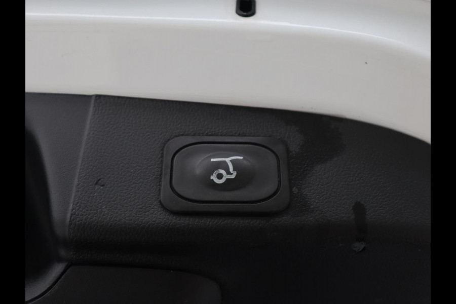 Ford Focus 1.5 EcoBoost ST Line X | Automaat | Trekhaak | Camera | Carplay | B&O Sound | Digital Cockpit | Keyless | Full LED | Climate control | Cruise control