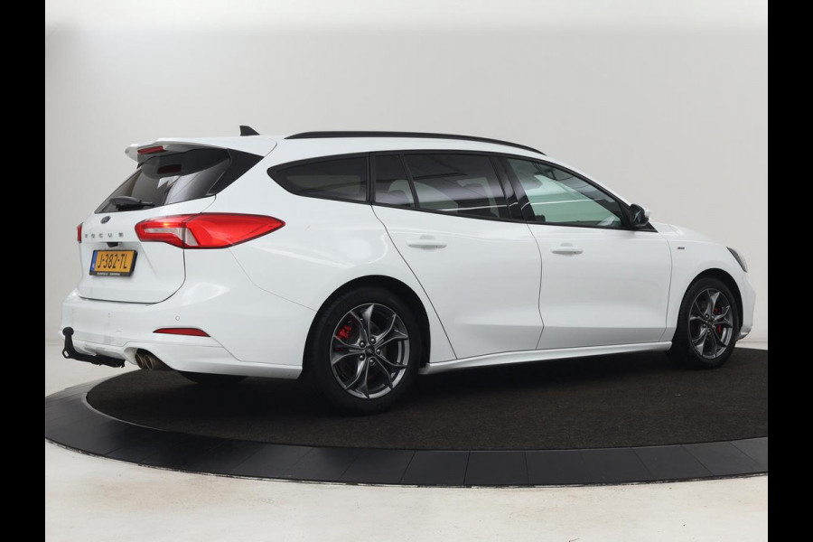 Ford Focus 1.5 EcoBoost ST Line X | Automaat | Trekhaak | Camera | Carplay | B&O Sound | Digital Cockpit | Keyless | Full LED | Climate control | Cruise control