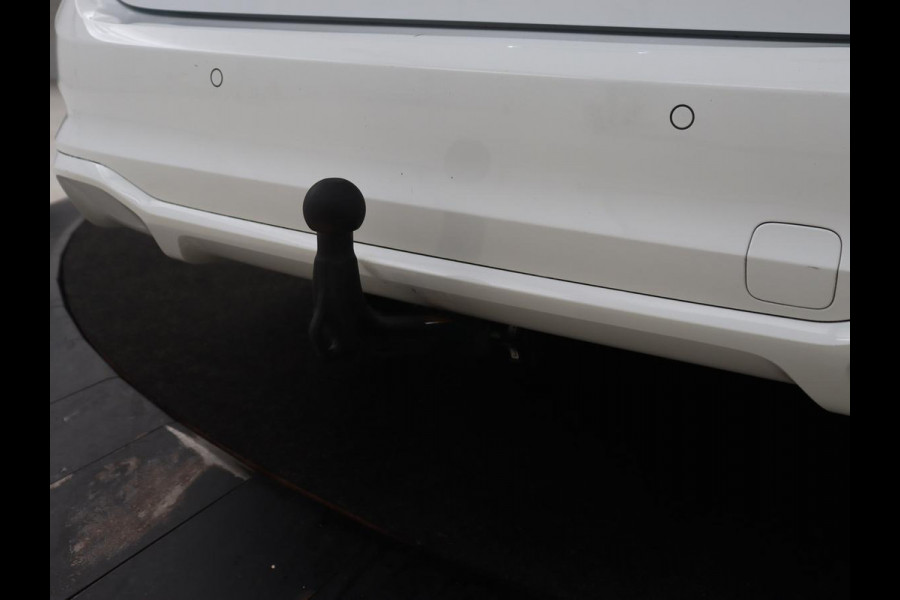 Ford Focus 1.5 EcoBoost ST Line X | Automaat | Trekhaak | Camera | Carplay | B&O Sound | Digital Cockpit | Keyless | Full LED | Climate control | Cruise control