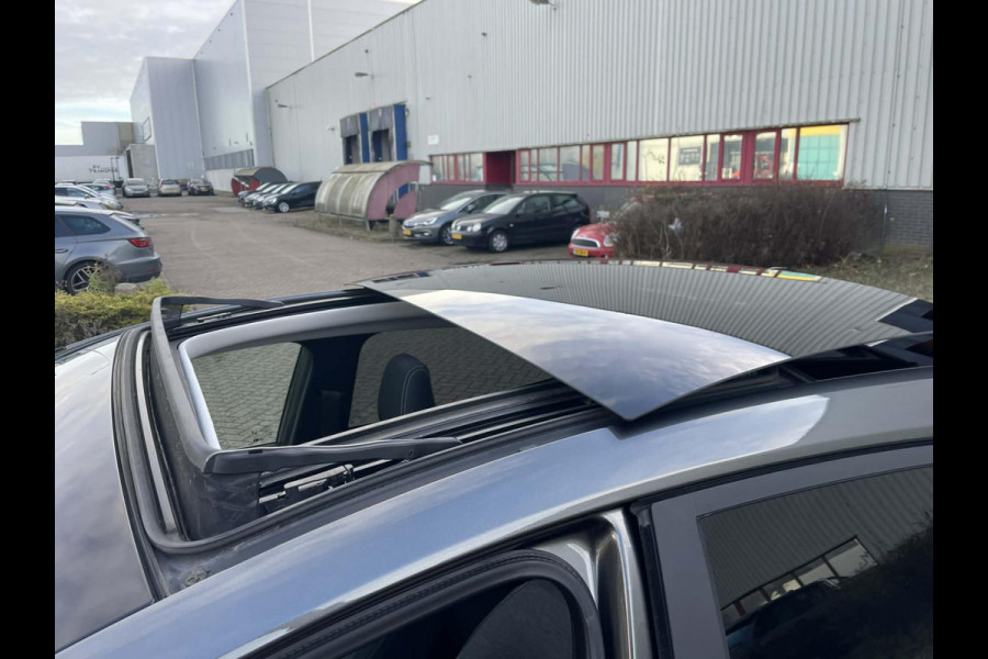 Ford Puma 1.0 EcoBoost Hybrid Titanium X / massage / panoramadak