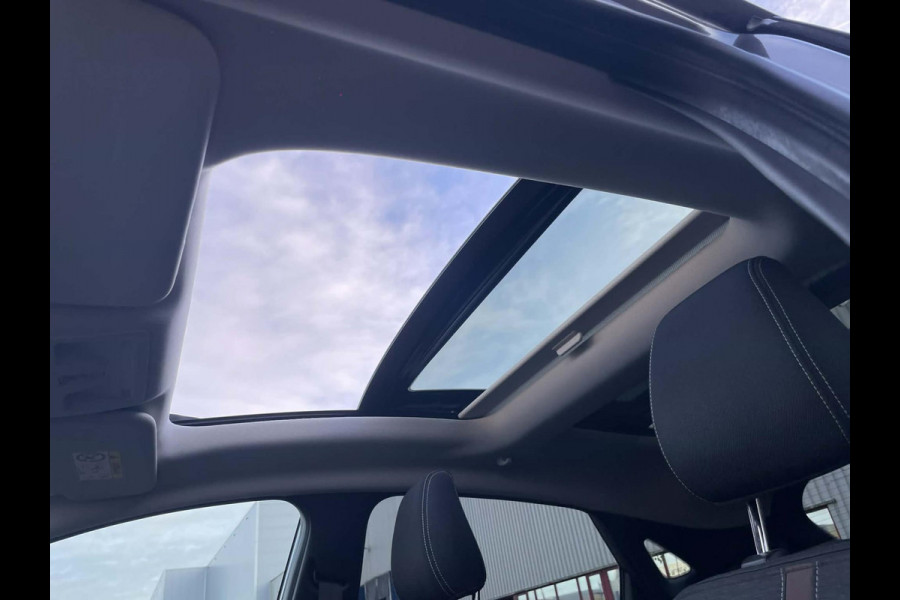 Ford Puma 1.0 EcoBoost Hybrid Titanium X / massage / panoramadak