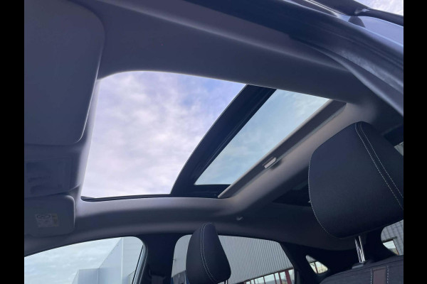 Ford Puma 1.0 EcoBoost Hybrid Titanium X / massage / panoramadak