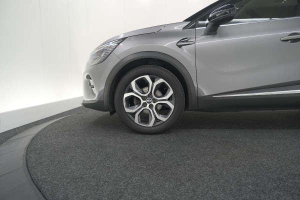 Renault Captur TCe 90 Intens | Camera | Parkeersensoren | Navigatie | 18 Inch Velgen