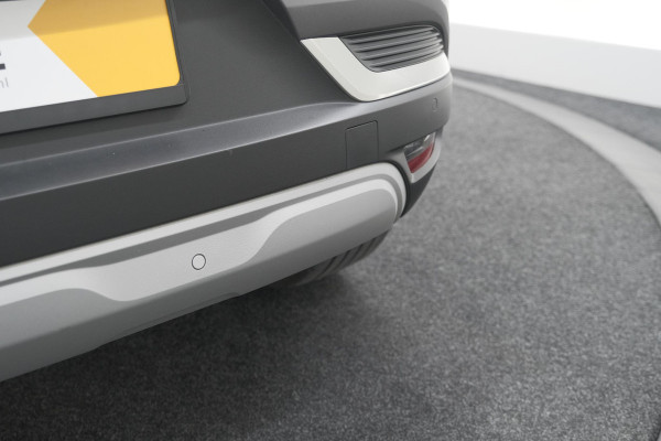 Renault Captur TCe 90 Intens | Camera | Parkeersensoren | Navigatie | 18 Inch Velgen