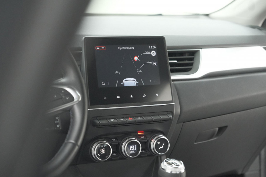 Renault Captur TCe 90 Intens | Camera | Parkeersensoren | Navigatie | 18 Inch Velgen