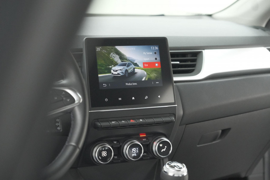 Renault Captur TCe 90 Intens | Camera | Parkeersensoren | Navigatie | 18 Inch Velgen