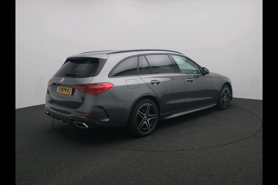 Mercedes-Benz C-Klasse Estate 300 e AMG Plug-In Hybride AMG Line | Night Pakket | Panorama Schuif-Kanteldak | Ledkoplampen | Alarm | Achteruitrijcamera | Keyless-Go | Memory Voorstoelen. Inclusief 24 maanden MB Certified garantie voor Europa.