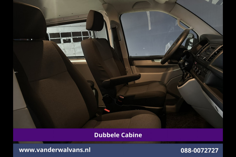 Volkswagen Transporter 2.0 TDI 150pk L2H1 Dubbele Cabine Euro6 inrichting Airco | 5-Zits | Camera | Cruisecontrol | 2500kg Trekhaak Parkeersensoren