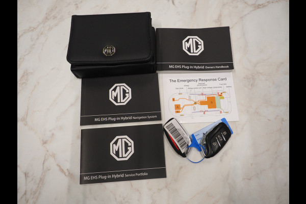 MG EHS 1.5 TGDI Luxury | Panoramadak | Adaptive Cruise | Sportstoelen | 360 | Keyless | Carplay