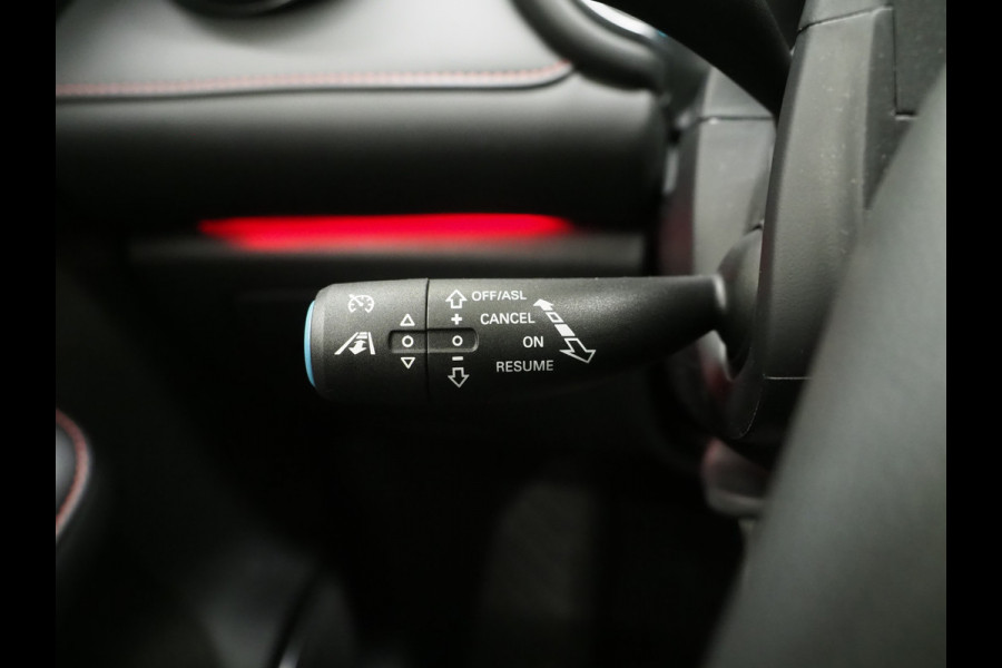 MG EHS 1.5 TGDI Luxury | Panoramadak | Adaptive Cruise | Sportstoelen | 360 | Keyless | Carplay